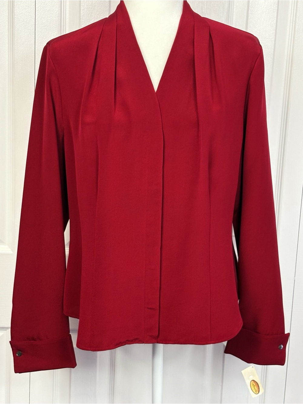 NWT Vintage Talbots Dark Red 100% Silk Pleated V-Neck Button Up Shirt 12
